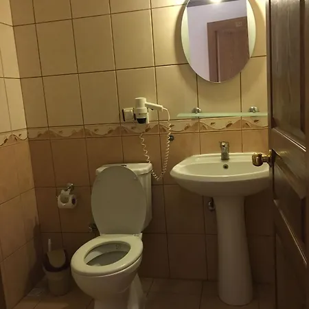 Nur 公寓式酒店 2*